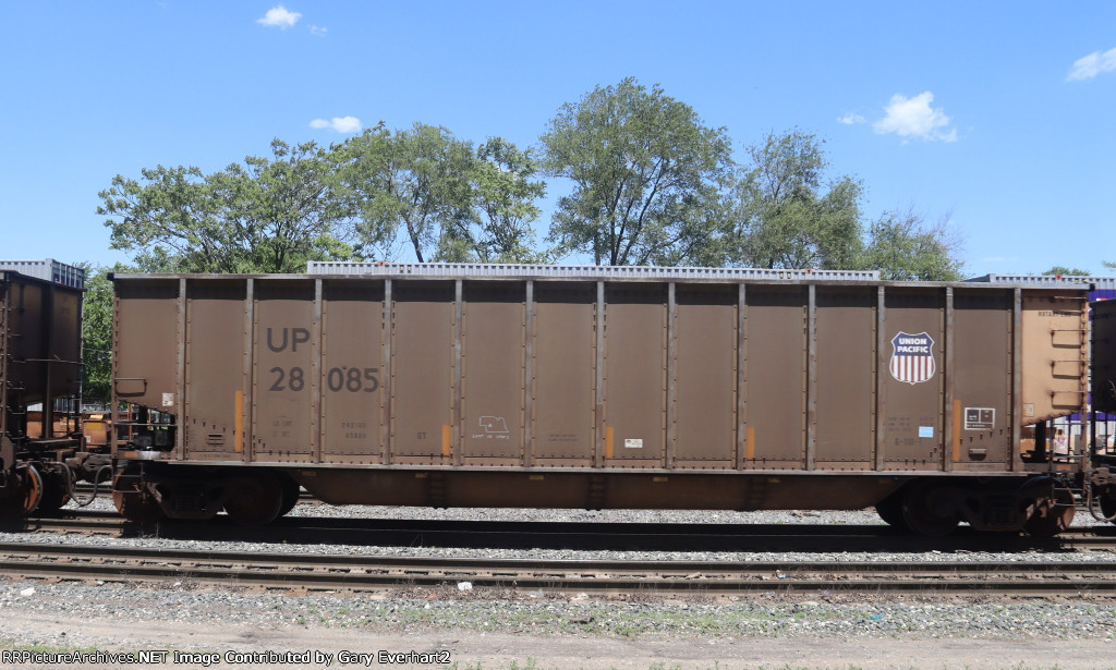 UP 28085 - Union Pacific